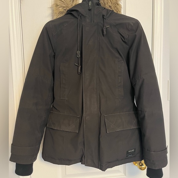 Aritzia TNA Winter Jacket - Picture 4 of 7